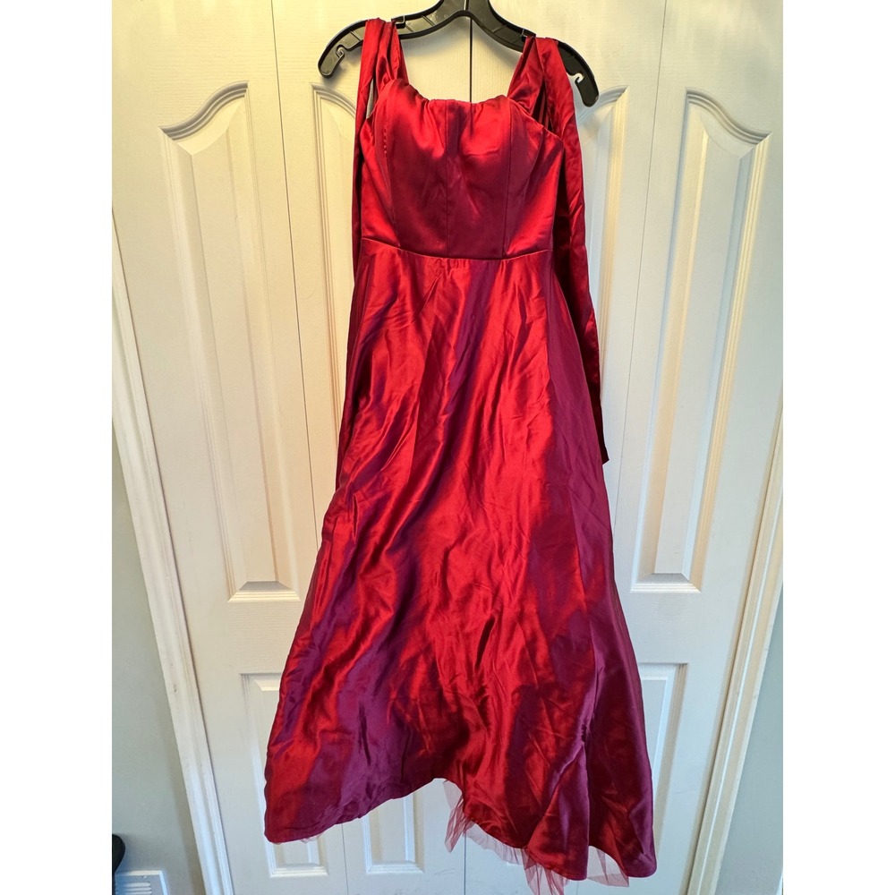 Maniju Burgundy Satin Formal Gown Square Neck A-Line Prom Dress‎ MF23078 Mens M